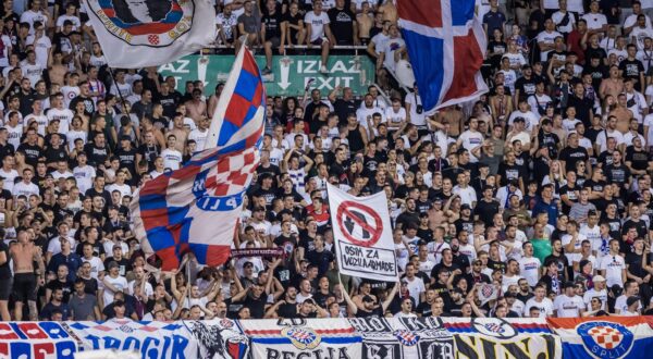 Na Poljudu je bilo gotovo 30.000 gledatelja, a na svim stadiona u Srbiji 12.117 Photo: Zvonimir Barisin/PIXSELL