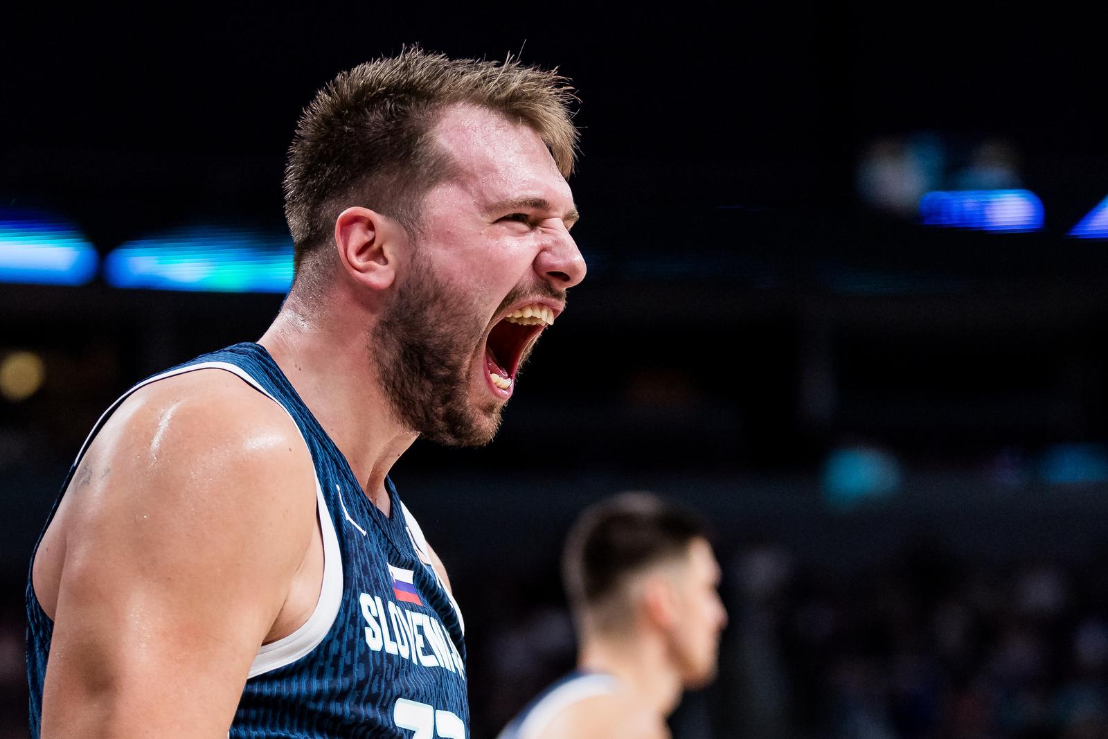 Luka Doncic (Slowenien, 77) jubelt FIBA EuroBasket 2025: Italien - Slowenien, Riga, Arena Riga am 07.09.2025