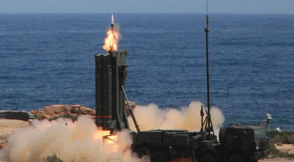 Handout photo shows Aster 30 SAMP/T firing at PISQ (Italian test center). France and Italy have finalised technical talks for the joint delivery of a SAMP/T-MAMBA air defence system to Ukraine in spring 2023, the French Defence Ministry said on February 3, 2023. The system can track dozens of targets and intercept 10 at once. It is the only European-made system that can intercept ballistic missiles. Ukraine has asked its Western allies for more air defence systems and specifically requested the SAMP/T, known as Mamba, in November. Russian forces invaded Ukraine on February 24, 2022. Photo by MBDA via ABACAPRESS.COM Photo: ABACA/ABACA