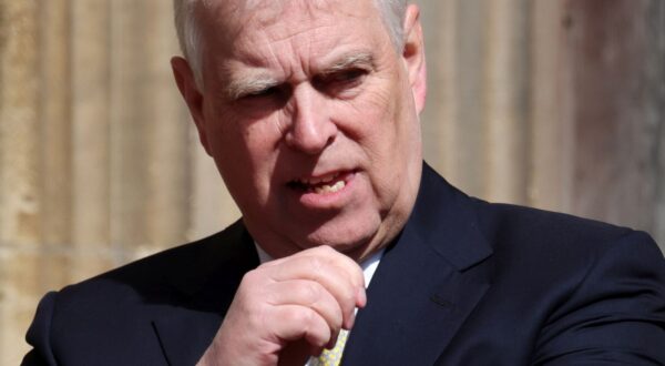 epa12461114 Britain's Prince Andrew attends the Easter Service at Windsor Castle in Windsor, west of London, Britain, 20 April 2025 (reissued 17 October 2025). Prince Andrew gives up his title of the Duke of York and the membership in the Order of the Garter, due to his links to the Jeffrey Epstein scandal, as he announced in a statement on 17 October 2025.  EPA/ANDY RAIN