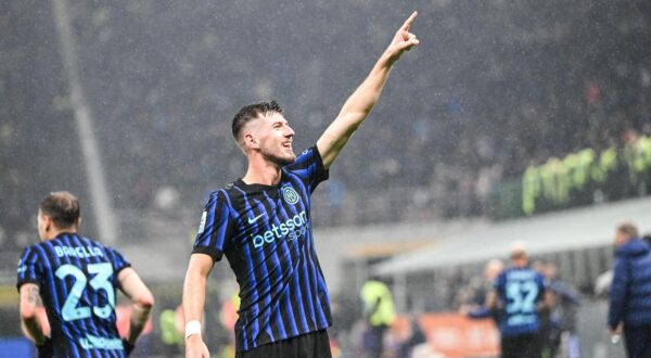 Petar Sucic of Fc Inter celebrating after a goal during the Italian Serie A football match between Inter FC Internazionale and ACF Fiorentina on 29 of October 2025 at Giuseppe Meazza San Siro Siro stadium in Milan, Italy (Photo by Tiziano Ballabio/IPA Sport / ipa-agency.net/IPA/Sipa USA) Photo: IPA/SIPA USA