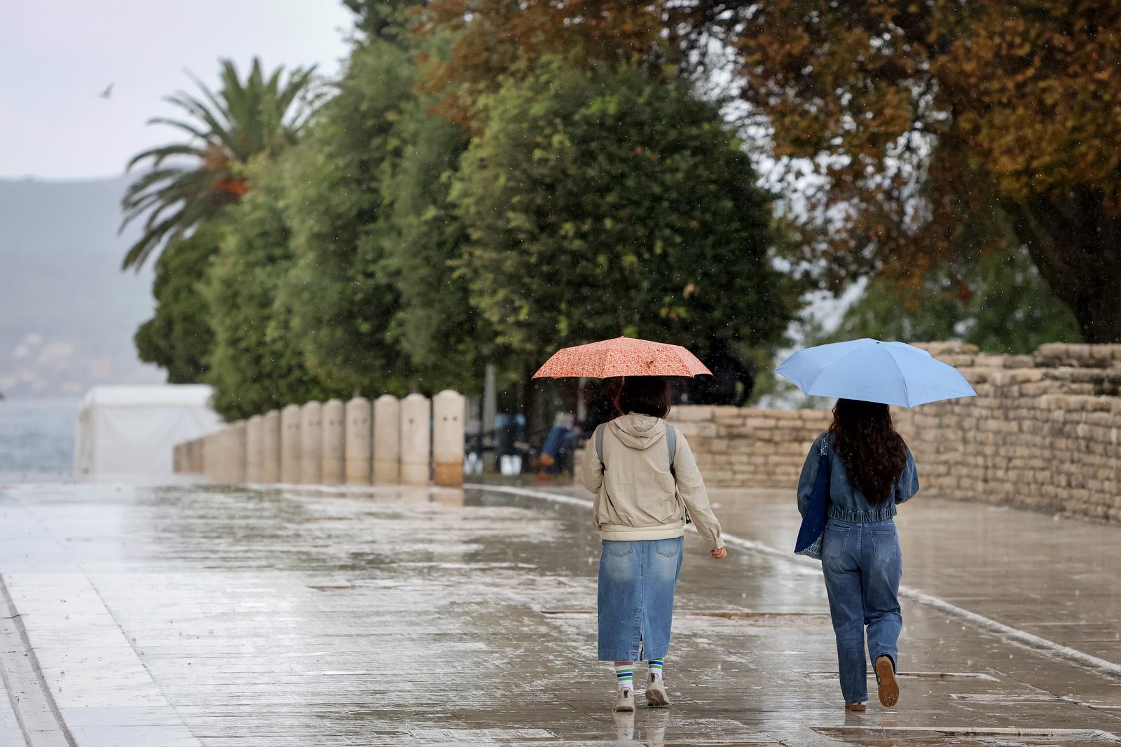 05.10.2025., Zadar - Nakon zahladjenja koje je donijela bura u Zadar je stigla promjena vremena Photo: Sime Zelic/PIXSELL