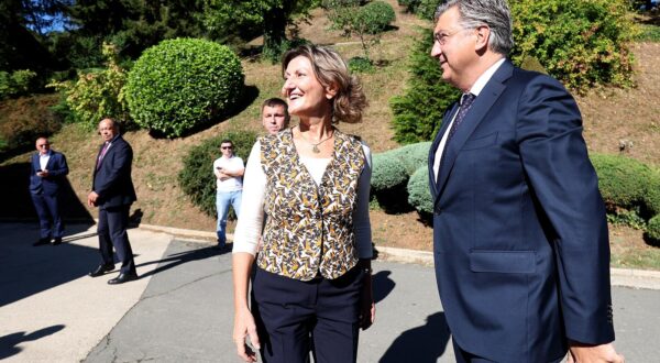 10.09.2024., Koprivnica - Konferencija "Hrvatska kakvu trebamo: Hrana kao geopoliticko i stratesko pitanje" odrzana je u Restoranu Stagelj. predsjednica Uprave Podravke Martina Dalic, predsjednik Vlade RH Andrej Plenkovic Photo: Goran Stanzl/PIXSELL