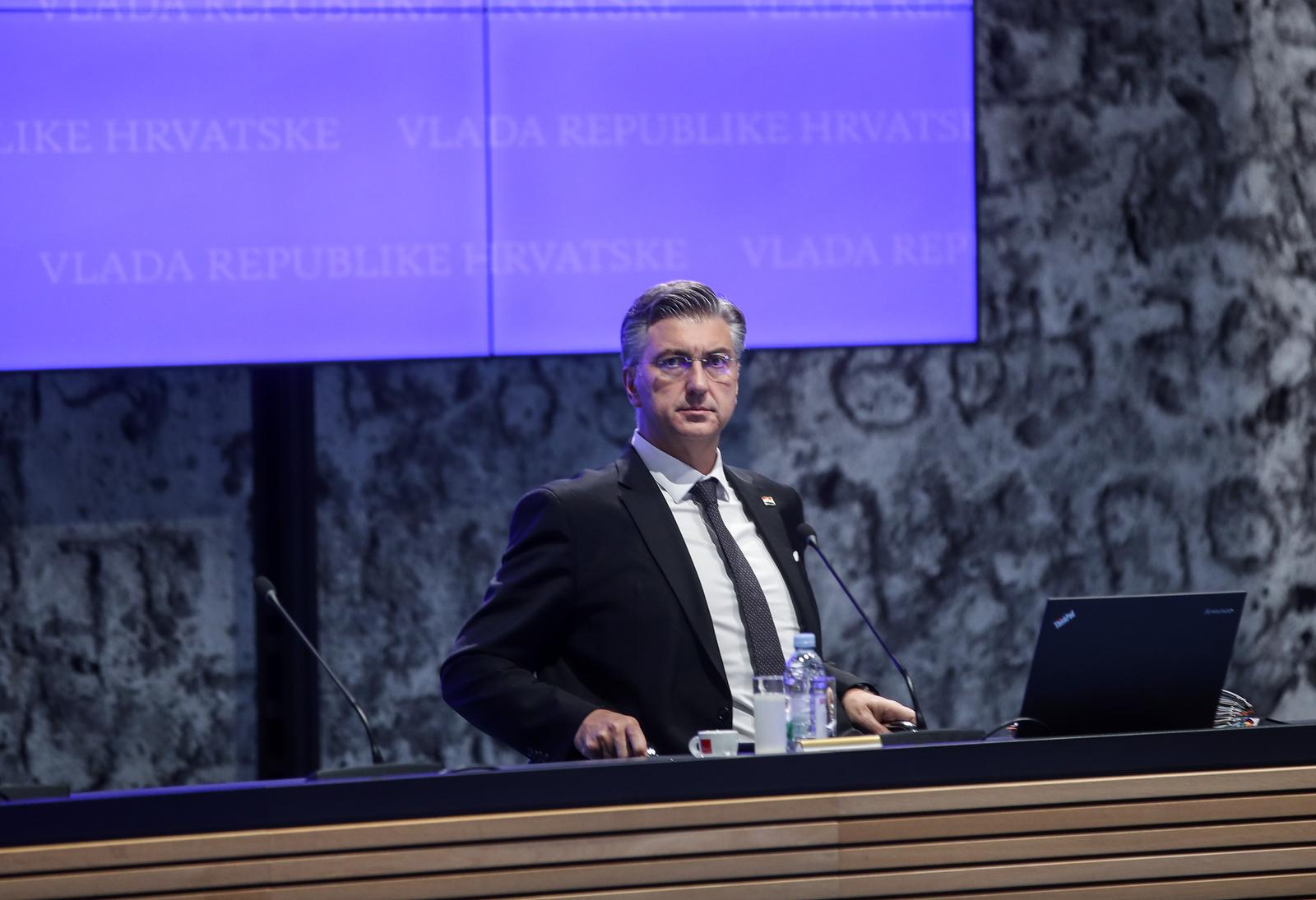 16.10.2025.Zagreb  - Odrzana 120. sjednica Vlade Republike Hrvatske u NSK-a. Premjer  Andrej Plenkovic Photo: Zeljko Lukunic/PIXSELL