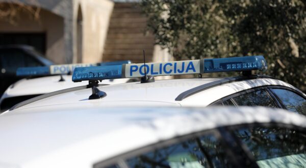 19.03.2025., Umag - Rusenje bespravno sagradjenih objekata na podrucju Umaga. Photo: Sasa Miljevic/PIXSELL