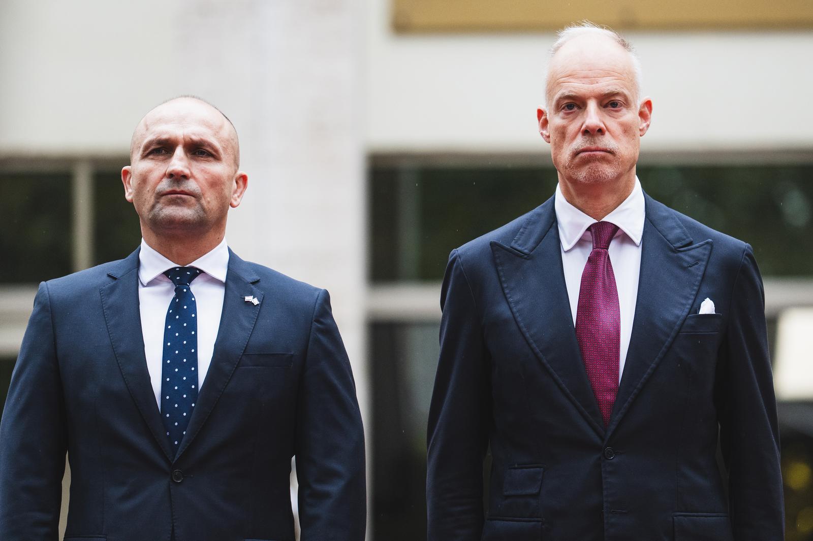 21.10.2025., Zagreb - Potpredsjednik Vlade Republike Hrvatske i ministar obrane Ivan Anusic sastao se s ministrom obrane Republike Madjarske Kristofom Szalay-Bobrovniczkyjem, na sastanku su razgovarali o bilateralnoj obrambenoj suradnji, globalnoj sigurnosnoj situaciji i sigurnosnoj situaciji na podrucju jugoistocne Europe. Photo: Igor Soban/PIXSELL