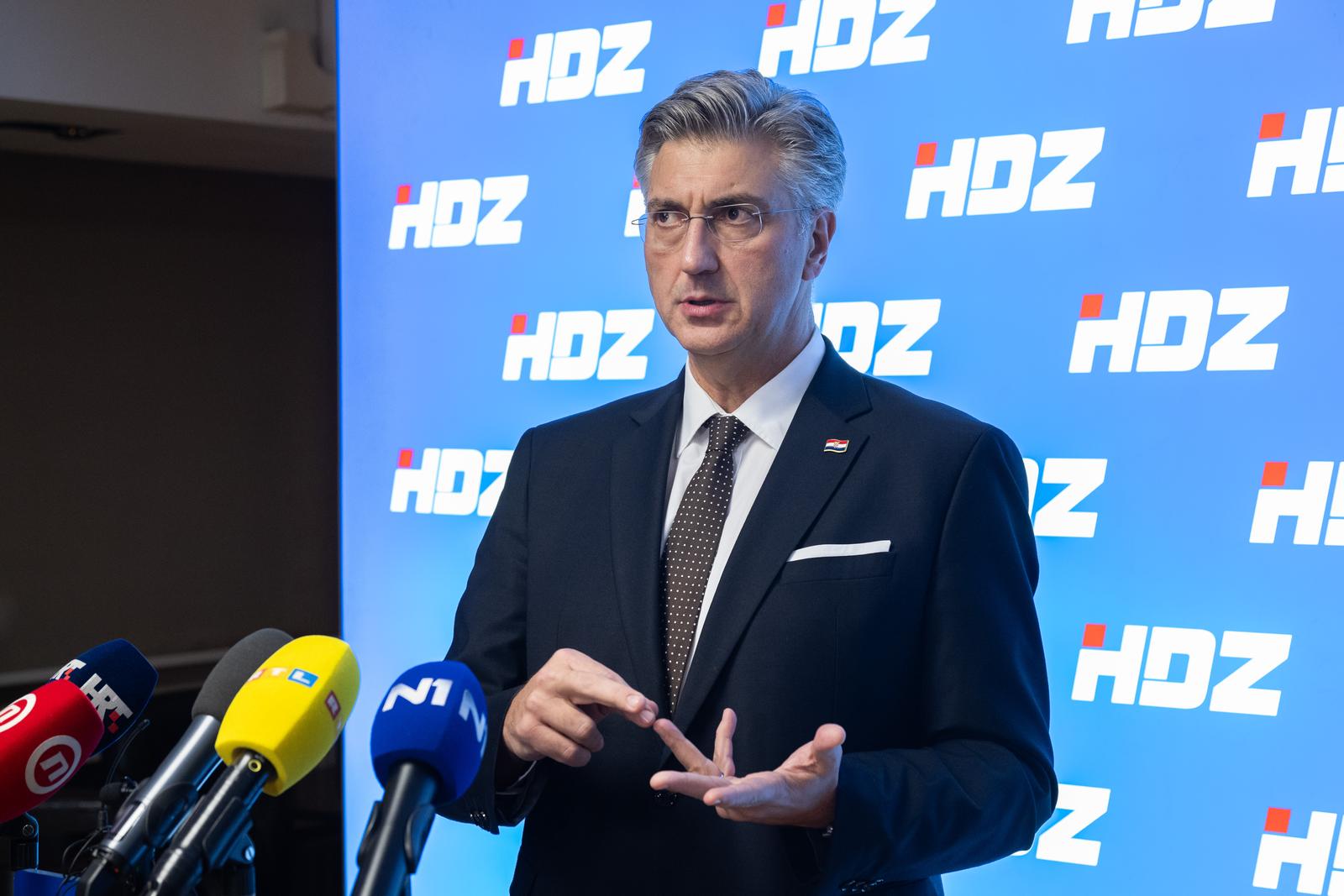 21.10.2025., Zagreb - Andrej Plenkovic daje izjavu medijima nakon sjednice Predsjednistva i Nacionalnog odbora HDZ-a u prostorijama Gradskog ogranka HDZ-a. Photo: Davor Puklavec/PIXSELL