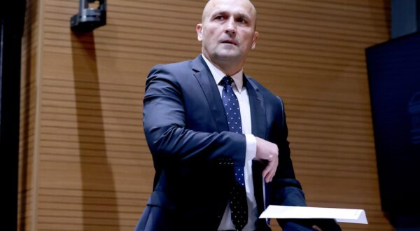 22.10.2025., Zagreb - Sabor je 7. sjednicu nastavio raspravom o izmjenama i dopunama Zakona o obrani. Photo: Patrik Macek/PIXSELL