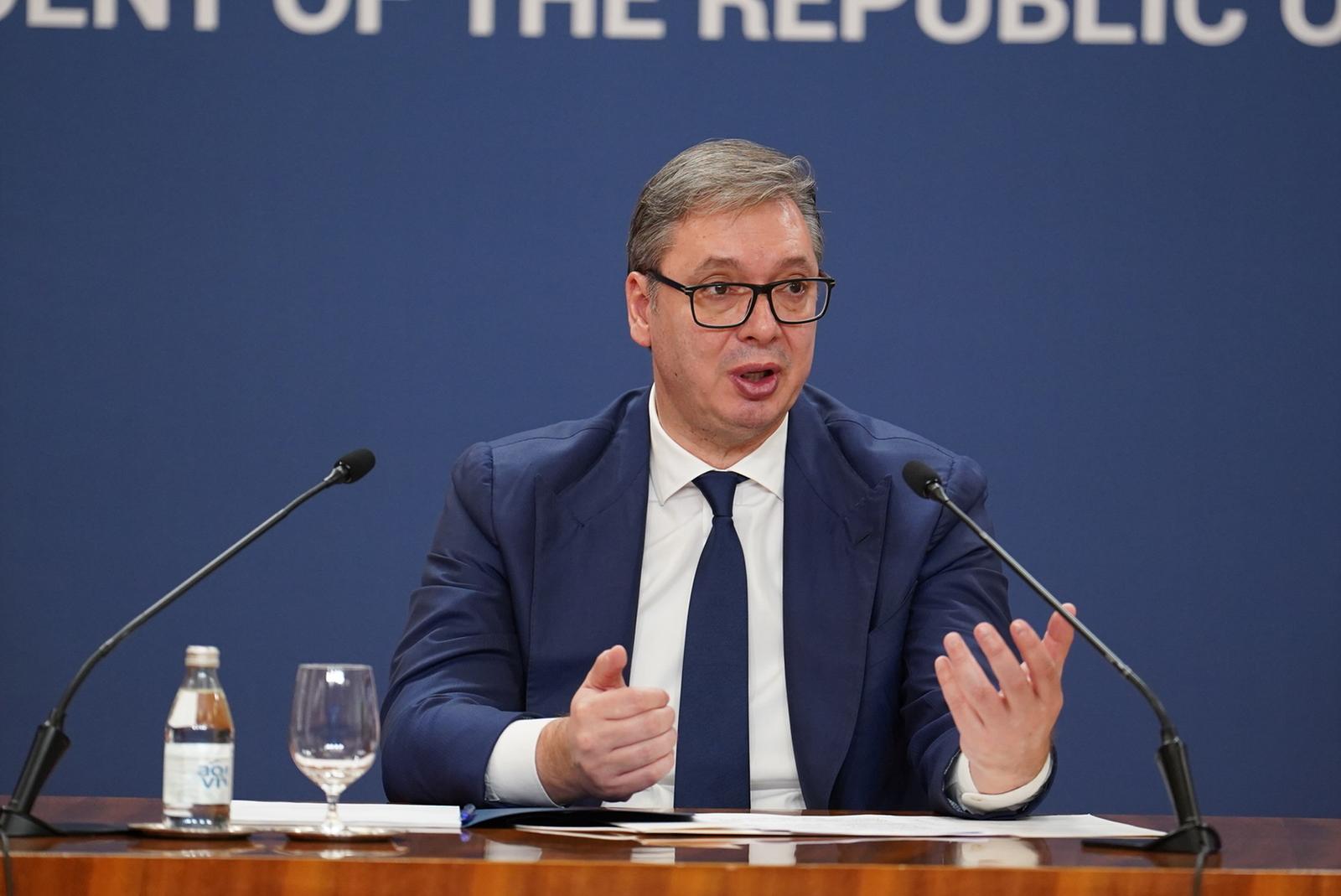 22, October, 2025, Belgrade - The President of the Republic of Serbia Aleksandar Vucic made an extraordinary address to the public at the Palace of Serbia due to the shooting and fire in the tent settlement near the National Assembly of Serbia. Aleksandar Vucic. Photo: Antonio Ahel/ATAImages 

22, oktobar 2025, Beograd - Predsednik Republike Srbije Aleksandar Vucic vanredno se obratio javnosti u Palati Srbija zbog pucnjave i pozara  u satorskom naselju kod Narodne skupstine Srbije. Photo: Antonio Ahel/ATAImages Photo: Antonio Ahel/Ata  images/PIXSELL