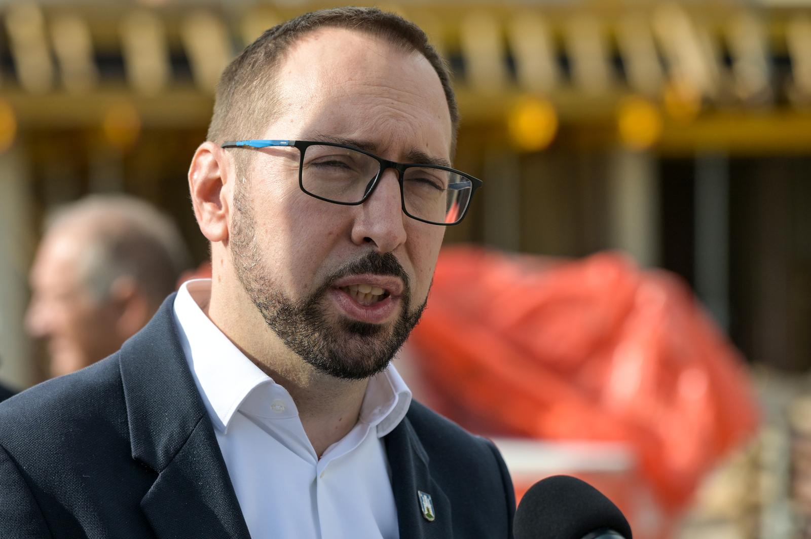 24.10.2025., Zagreb - Gradonacelnik Grada Zagreba Tomislav Tomasevic sa suradnicima obisao je  radove na izgradnji Osnovne skole Horvati na Kneziji. Photo: Igor Soban/PIXSELL