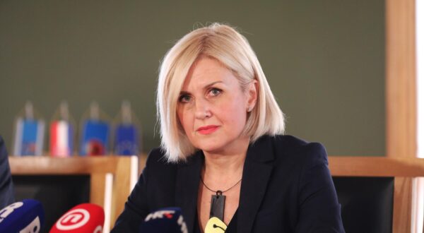 25.07.2025., Rijeka - Konferencija za novinare gradonacelnice Ive Rincic i zamjenika Vedrana Vivode i Aleksandra Milakovica. Photo: Goran Kovacic/PIXSELL