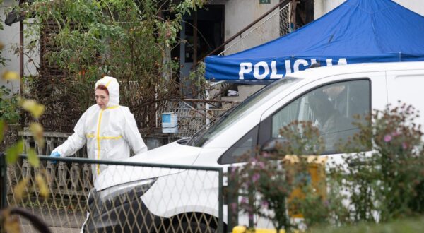 26.10.2025., Zagreb - Policijski ocevid i kriminalisticko istrazivanje nakon ubojstva u ulici Lipicki put u zagrebackom naselju Vrapce.
 Photo: Davor Puklavec/PIXSELL
