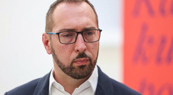 27.08.2025., Hrvatski prirodoslovni muzej, Zagreb - Konferencija za medije na kojoj je predstavljen program Zagrebackog muzejskog vikenda, nove kulturne manifestacije u organizaciji Grada Zagreba, uz potporu Turisticke zajednice grada Zagreba. Na konferenciji za medije sudjelovali su: Tamara Dzebic, Martina Bienenfeld, direktorica Turisticke zajednice grada Zagreba, gradonacelnik Tomislav Tomasevic, Sanjin Mihelic, ravnatelj Muzeja za umjetnost i obrt i Emina Visnic, procelnica Gradskog ureda za kulturu i civilno drustvo Grada Zagreba. Nakon toga gradonacelnik Grada Zagreba Tomislav Tomasevic i zamjenici gradonacelnika Danijela Dolenec i Luka Korlaet odrzali su redovitu konferenciju za medije. Photo: Goran Stanzl/PIXSELL