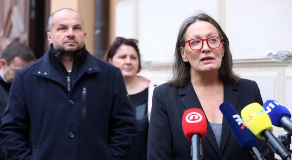 Siniša Hajdaš Dončić i Urša Raukar Gamulin 