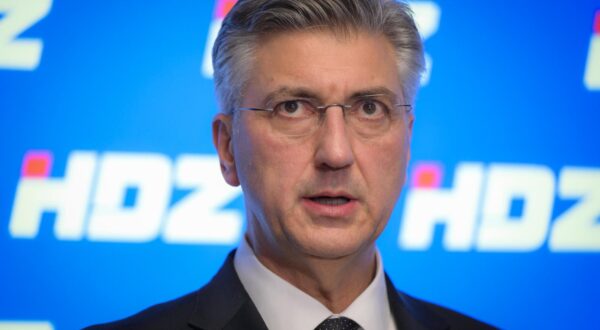 27.10.2025., Zagreb -Premijer Andrej Plenkovic dao je izjavu za medije nakon sjednice sireg Predsjednistva i Nacionalnog odbora HDZ-a. Photo: Neva Zganec/PIXSELL