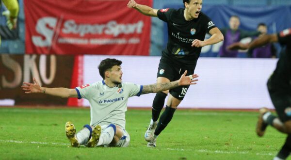 27.10.2025., stadion HNK Cibalia, Vinkovci - SuperSport HNL, 11. kolo, HNK Vukovar 1991 - GNK Dinamo. Niko Galesic, Alen Jurilj. Photo: David Jerkovic/PIXSELL