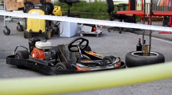 29.10.2025., Zagreb - U tijeku je iseljavanje Karting Arene iz paviljona 35 na Zagrebabackom velesajmu nakon visegodisnjeg spora sa zagrebackom podruznicom. Photo: Zeljko Lukunic/PIXSELL