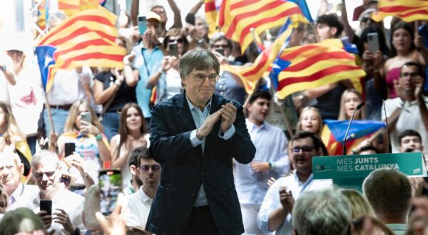 The president of Junts, Carles Puigdemont (c), during the celebration of the 5th anniversary of Junts, at the Plaça Firal de Prats-de-Mollo-la-Preste, on July 27, 2025, in Prats-de-Mollo-la-Preste (France). The event marks five years since the founding of Junts, held on July 25, 2020, following its break with the defunct PDeCAT. The event takes on a symbolic meaning for the formation and for Catalan independence, since Prats-de-Mollo-la-Preste is a historical enclave related to the Catalan political exile. Photo by Gloria Sánchez/Europa Press/ABACAPRESS.COM Photo: Europa Press/ABACA/ABACA