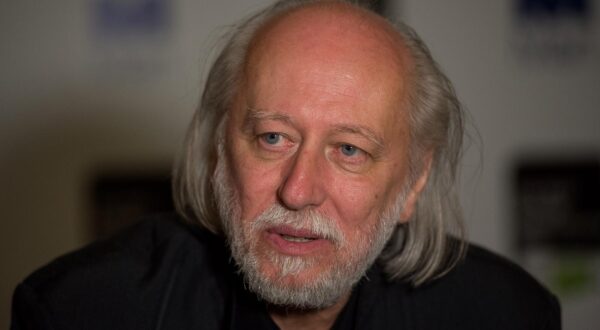 Man Booker Prize InternationalThe 2015 Man Booker Prize International Winner photocall at the Victoria & Albert Museum."n"nFeaturing: Laszlo Krasznahorkai"nWhere: London, United Kingdom"nWhen: 19 May 2015"nCredit: Daniel Deme/WENN.comDDAA/ZOB/WENN/PIXSELL
